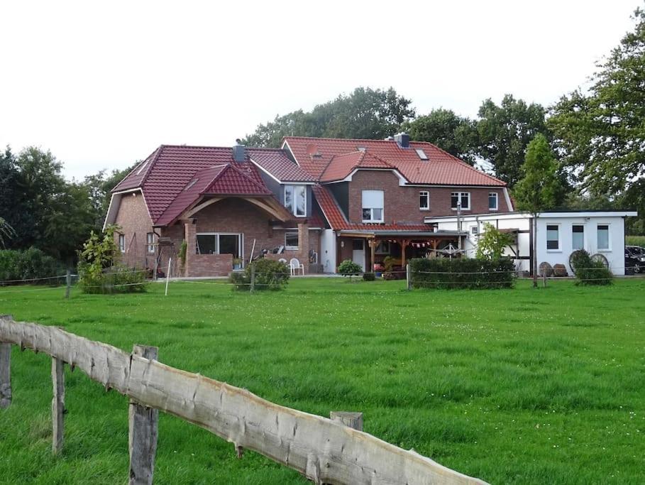 Charmante Ferienwohnung In Idyllischer Lage 积发 外观 照片